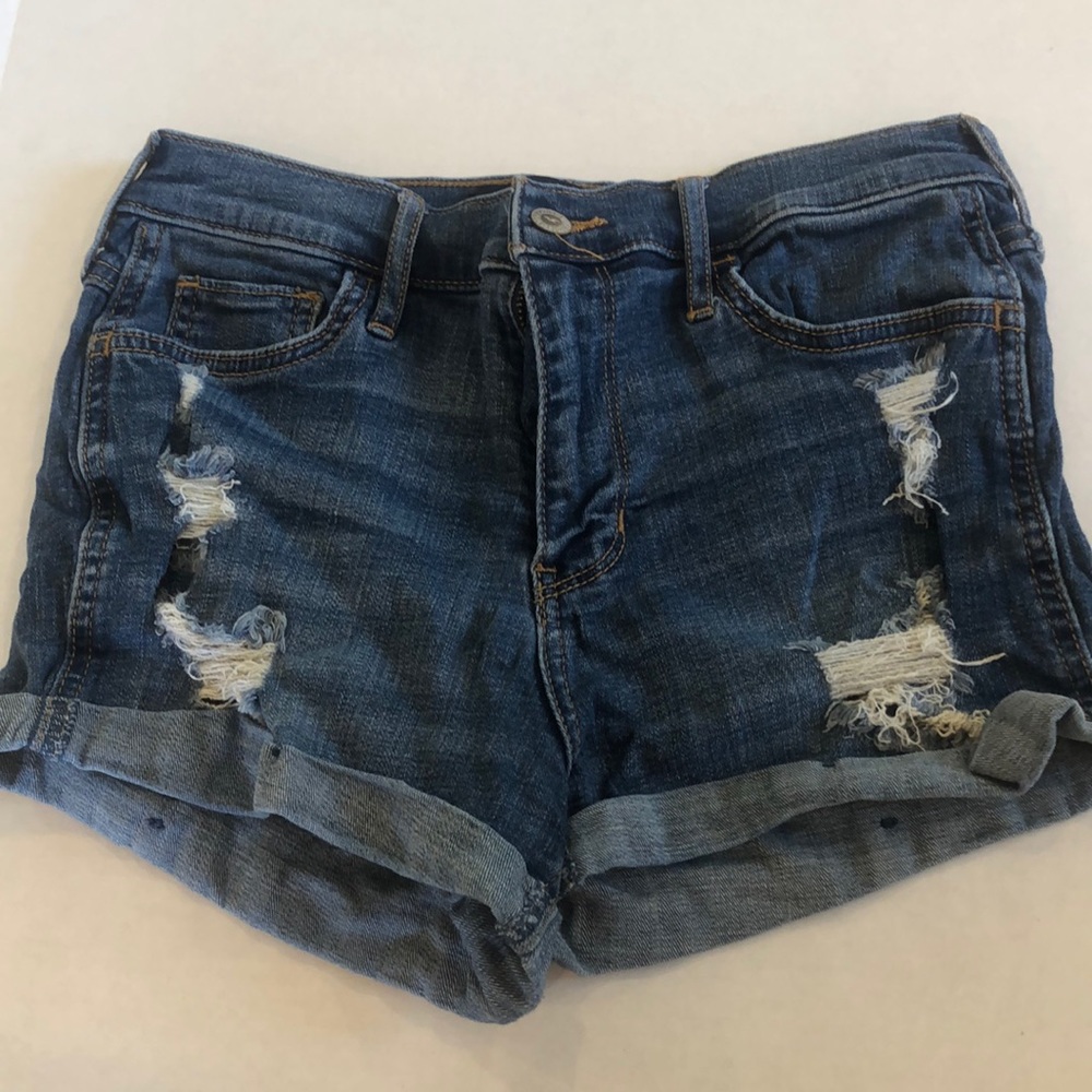 Hollister Distressed Medium Wash Short Shorts
